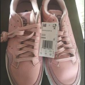 NWT Adidas Supercourt Sneakers, Pink